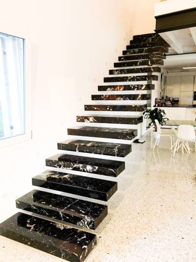 Marmi Lambro scala in marmo